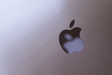 Apple logo future past