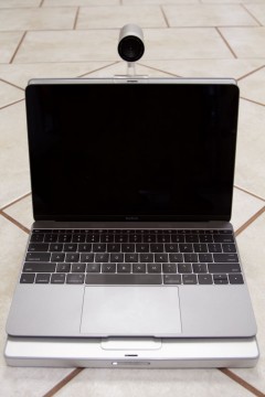 MacBook 12 inch smaller footprint than PowerBook 12 inch